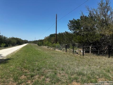 698 N Kahn Rio Frio TX 78879