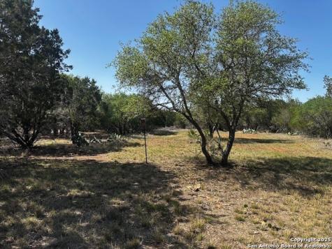 698 N Kahn Rio Frio TX 78879