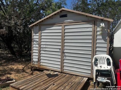 698 N Kahn Rio Frio TX 78879