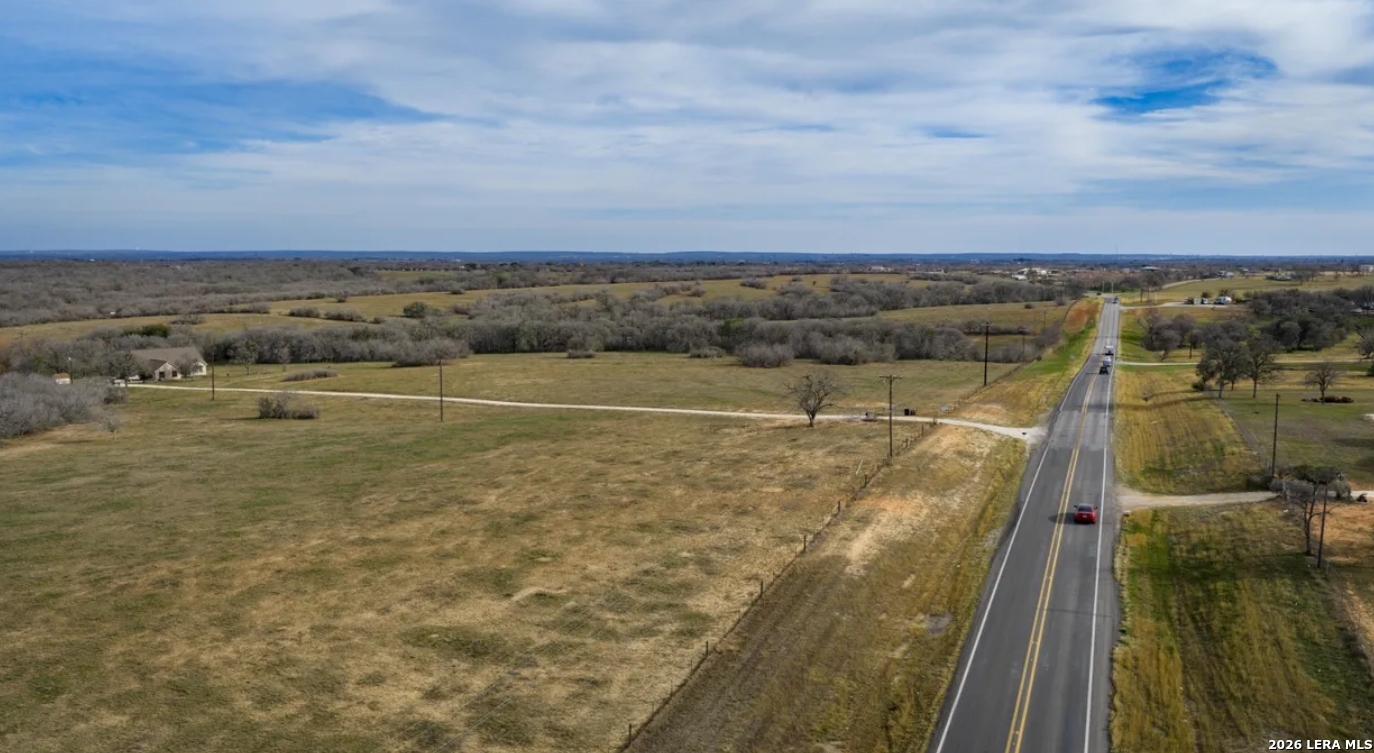 13775 Farm To Market Road 725 Seguin TX 78155