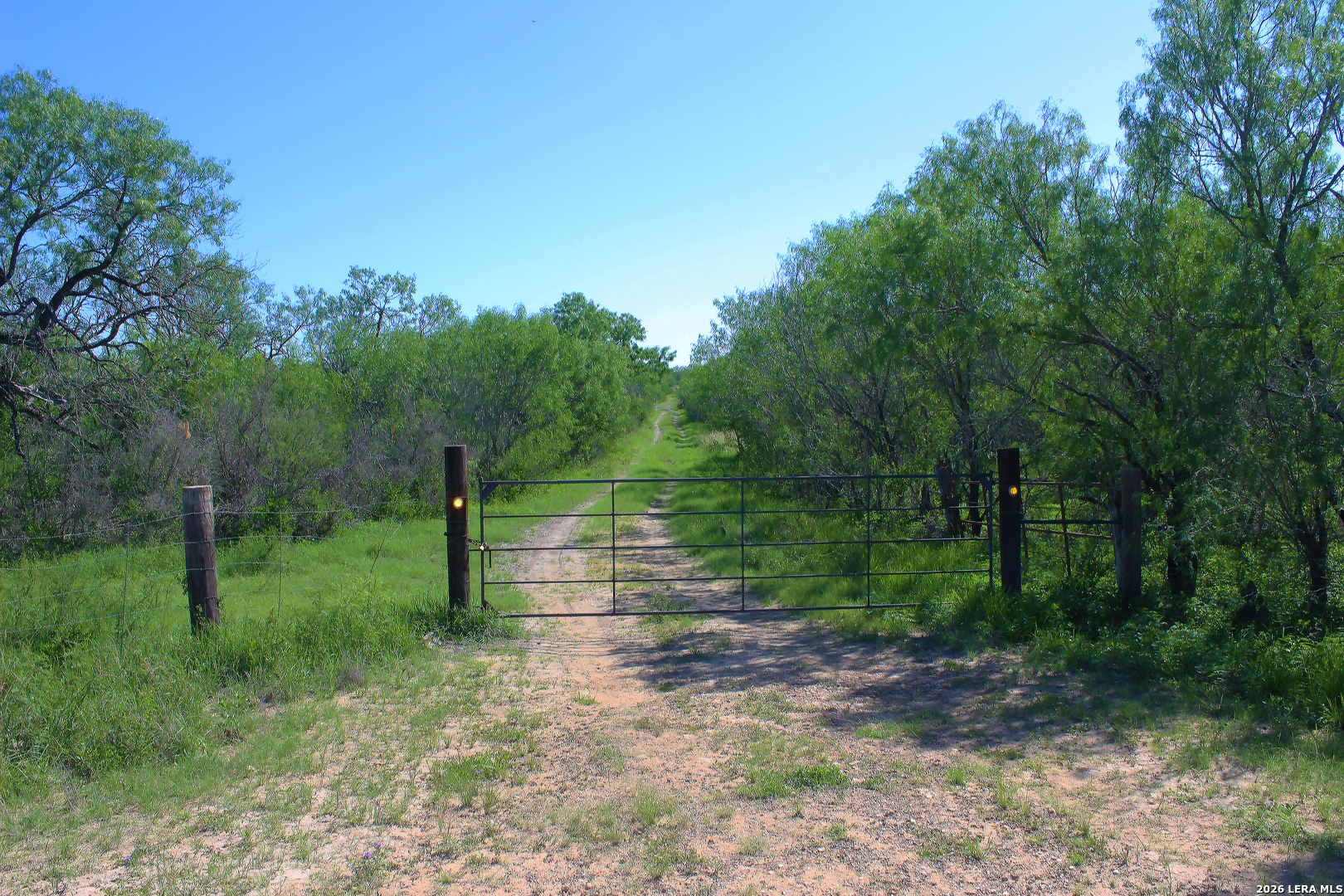 2349 Cr 416 Falls City TX 78113