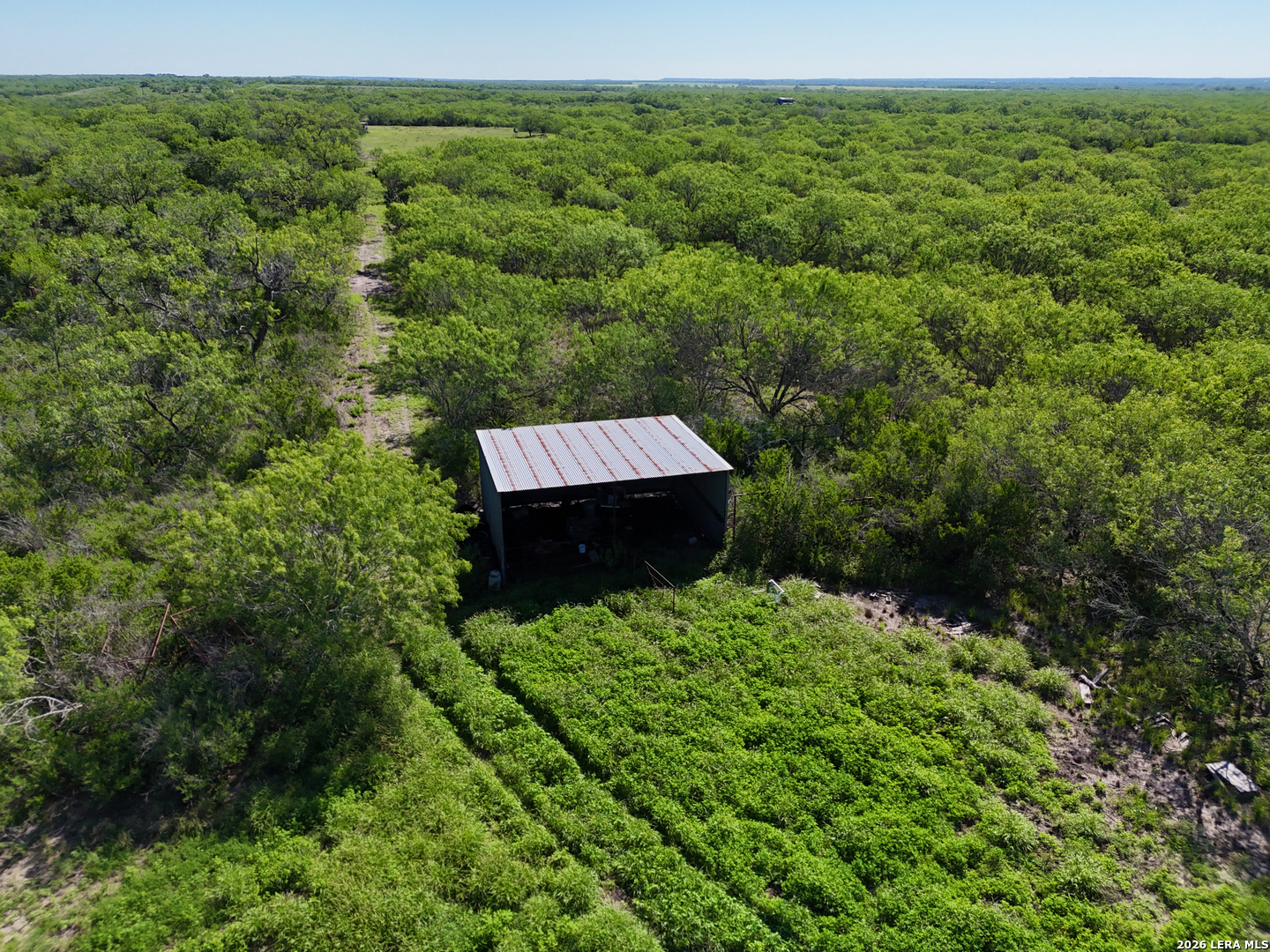 2349 Cr 416 Falls City TX 78113