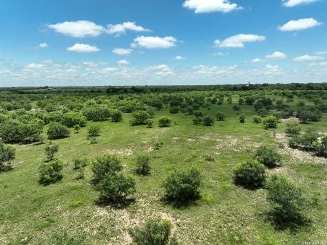 13407 Fm 1346 St.hedwig TX 78152