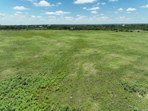 13407 Fm 1346 St.hedwig TX 78152