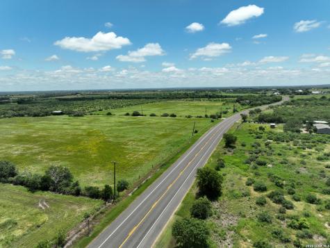 13407 Fm 1346 St.hedwig TX 78152