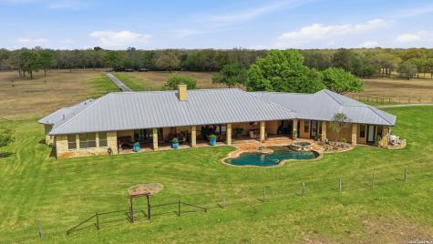 13661 E Highway 90 Kingsbury TX 78638