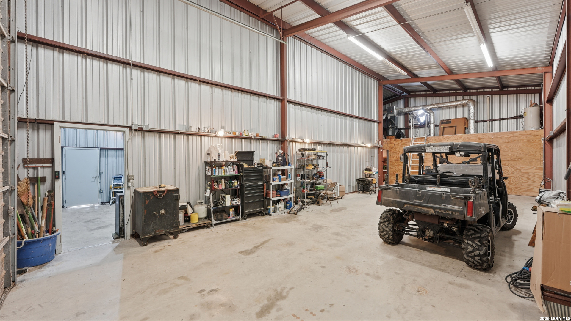 13661 E Highway 90 Kingsbury TX 78638