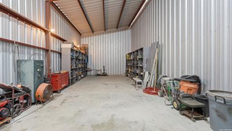 13661 E Highway 90 Kingsbury TX 78638