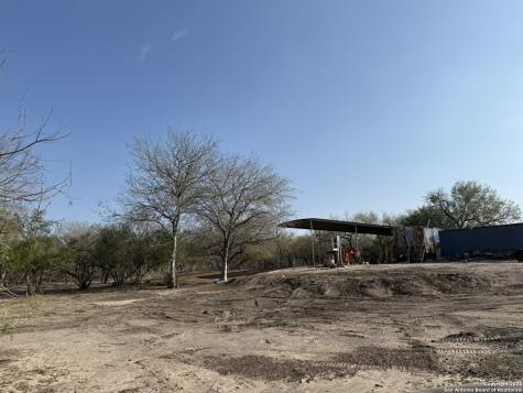 1331 S Highway 281 George West TX 78022