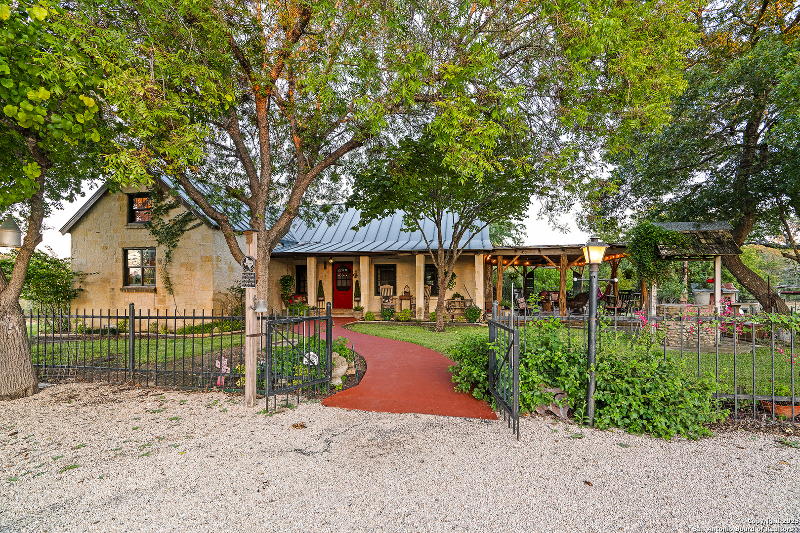 303 Fm 1621 Comfort TX 78013