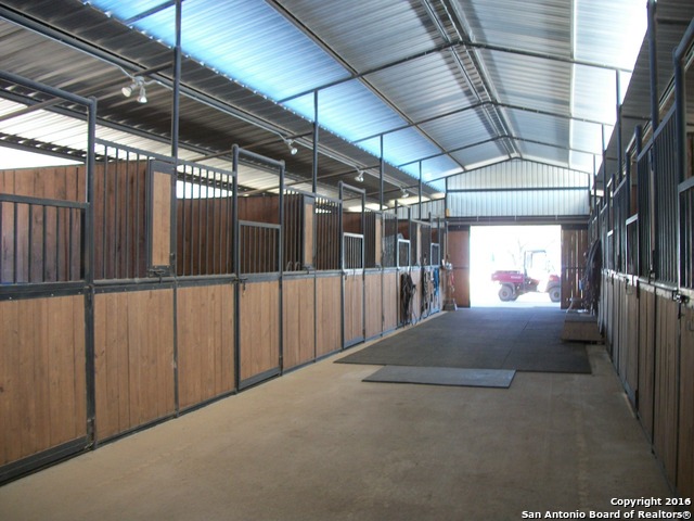 11217 Fm 470 Tarpley TX 78883