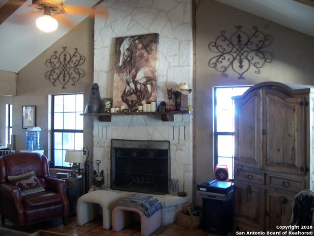 11217 Fm 470 Tarpley TX 78883