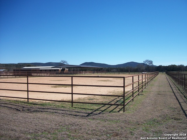 11217 Fm 470 Tarpley TX 78883