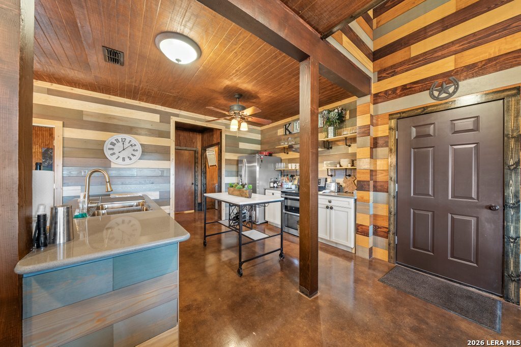 3259 Schumann Road Stonewall TX 78671