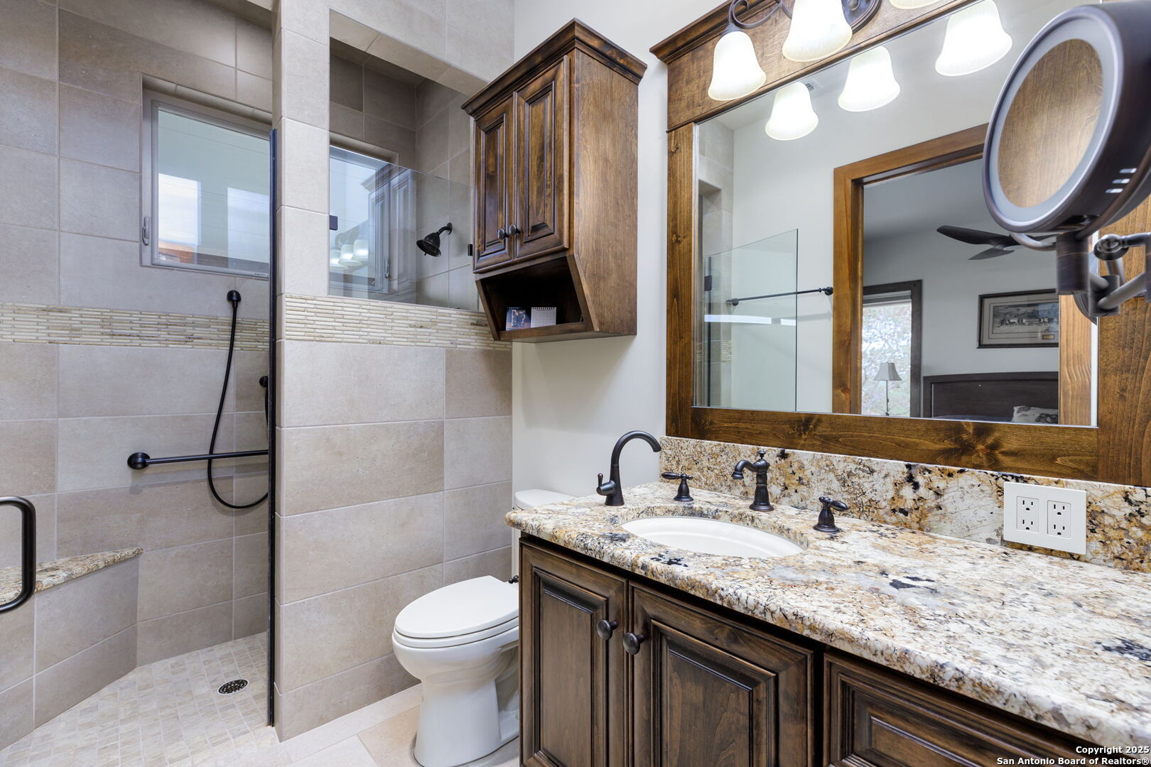 211 Poehnert Boerne TX 78006