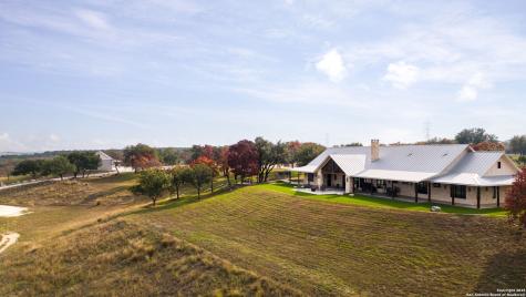 211 Poehnert Boerne TX 78006