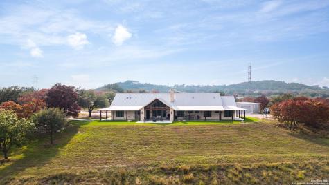 211 Poehnert Boerne TX 78006