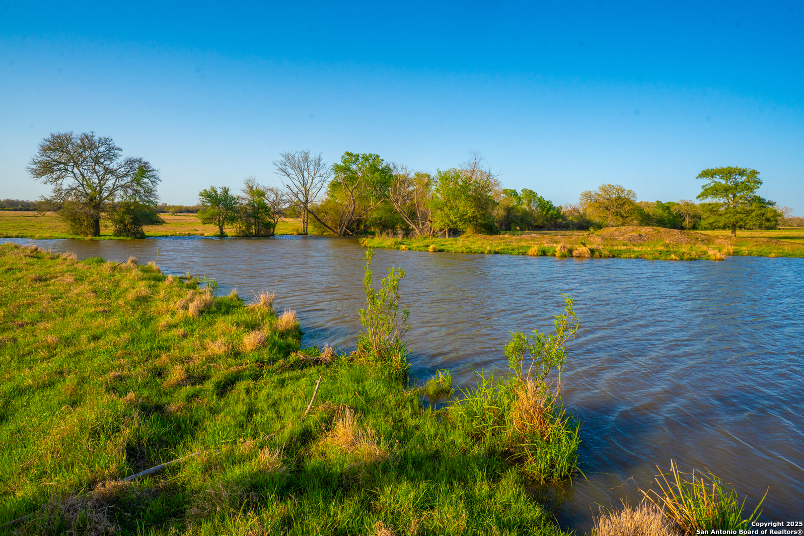 1777 Fm 1361 Somerville TX 77879