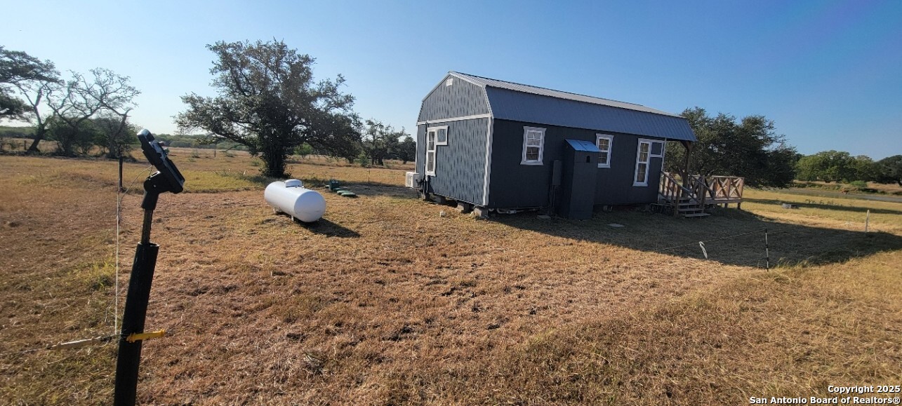 1167 County Road 380 Hallettsville TX 77964