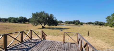 1167 County Road 380 Hallettsville TX 77964