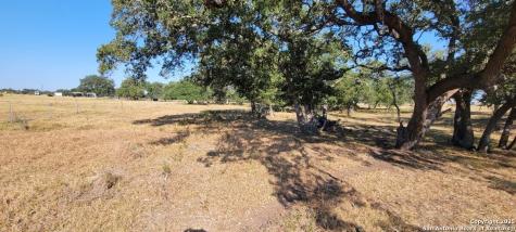 1167 County Road 380 Hallettsville TX 77964