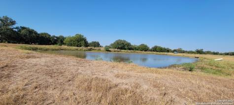 1167 County Road 380 Hallettsville TX 77964