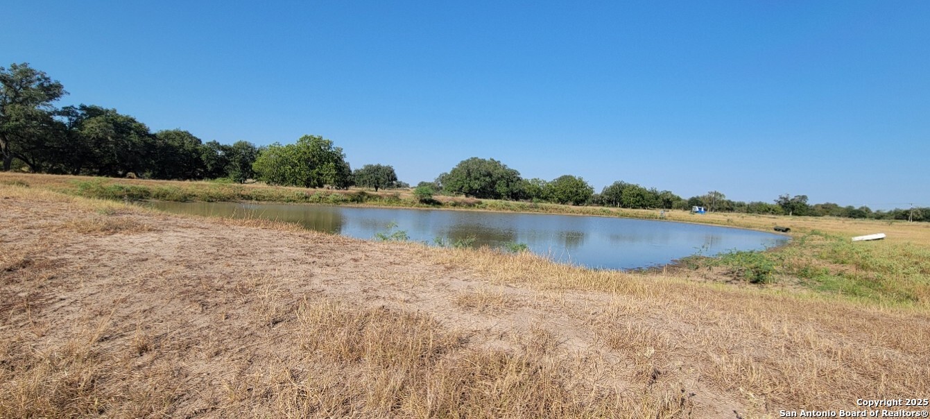 1167 County Road 380 Hallettsville TX 77964
