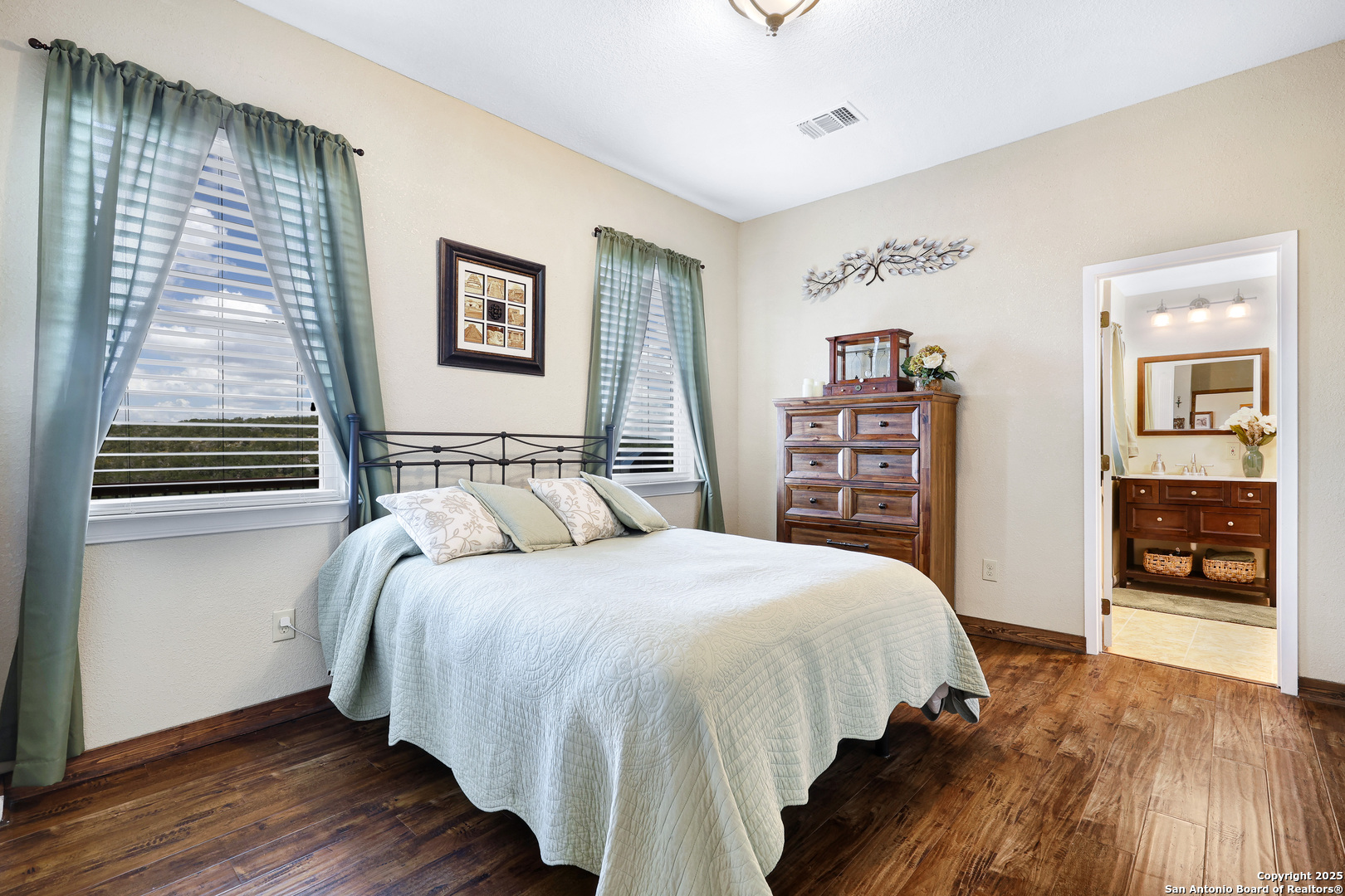 776 County Road 270 Mico TX 78056
