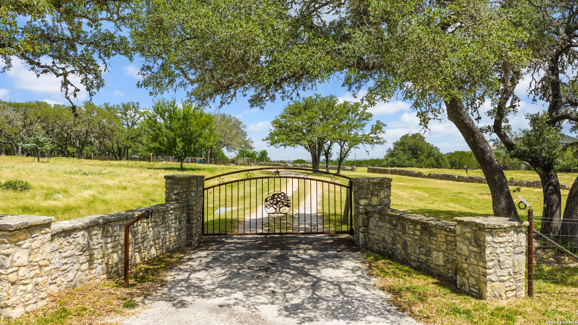 271 & 173 Big Creek Road Blanco TX 78606