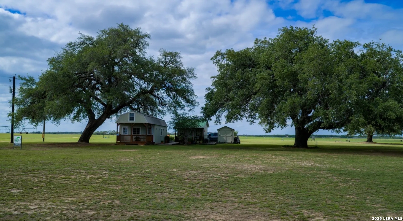 1769 Farm To Market Road 536 Pleasanton TX 78064