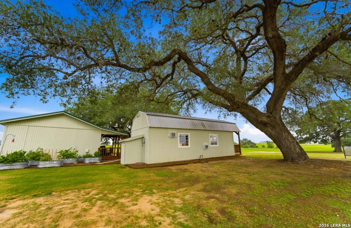 1769 Farm To Market Road 536 Pleasanton TX 78064
