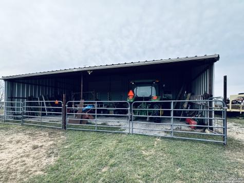 1485 Fm 2579 Floresville TX 78114