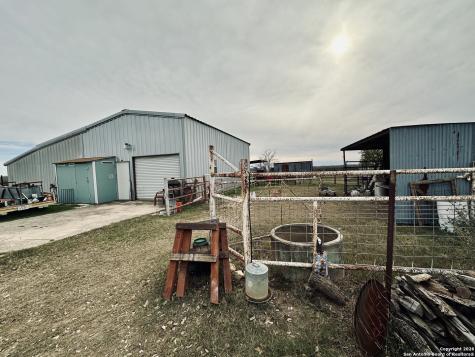 1485 Fm 2579 Floresville TX 78114