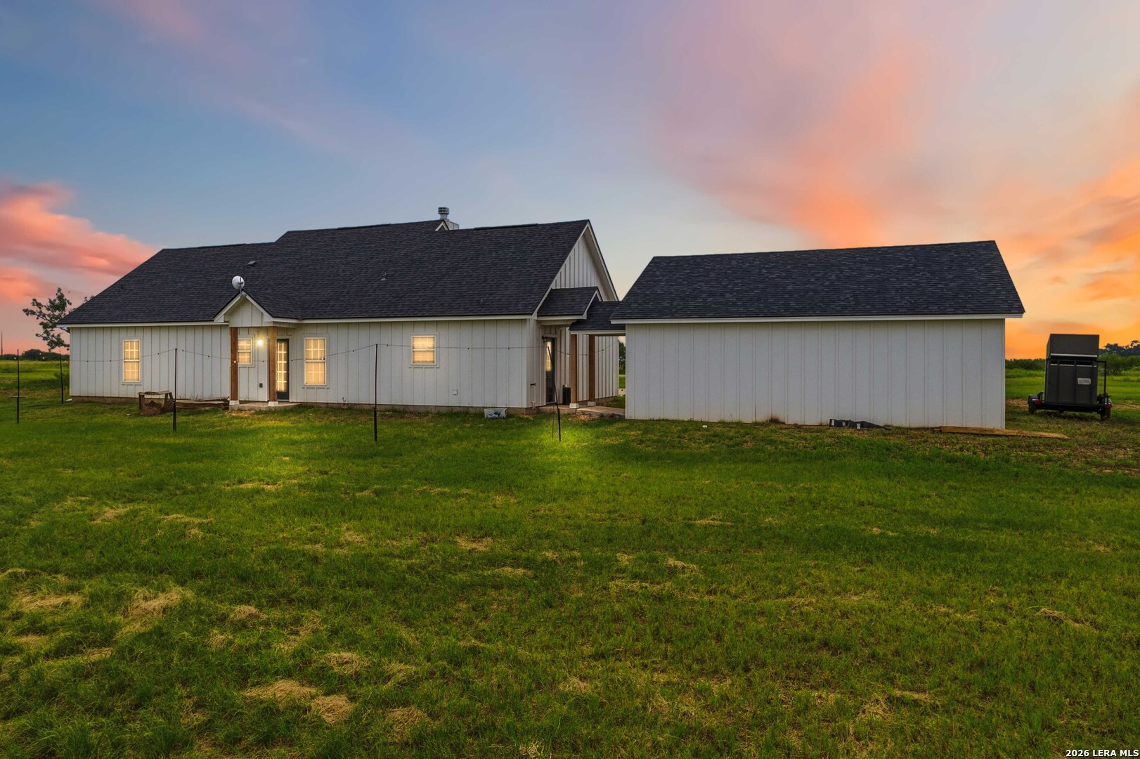 2194 S Ranch Road 187 Sabinal TX 78881