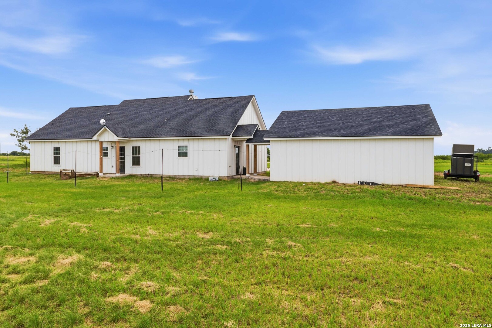2194 S Ranch Road 187 Sabinal TX 78881