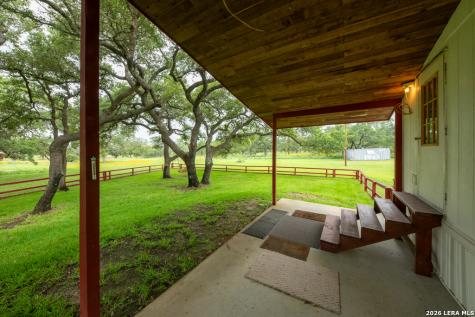 104 Longhorn Stockdale TX 78160