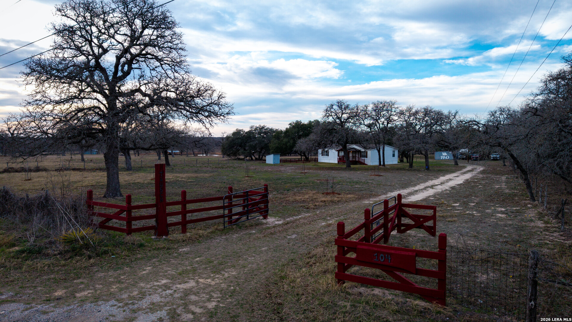 104 Longhorn Stockdale TX 78160