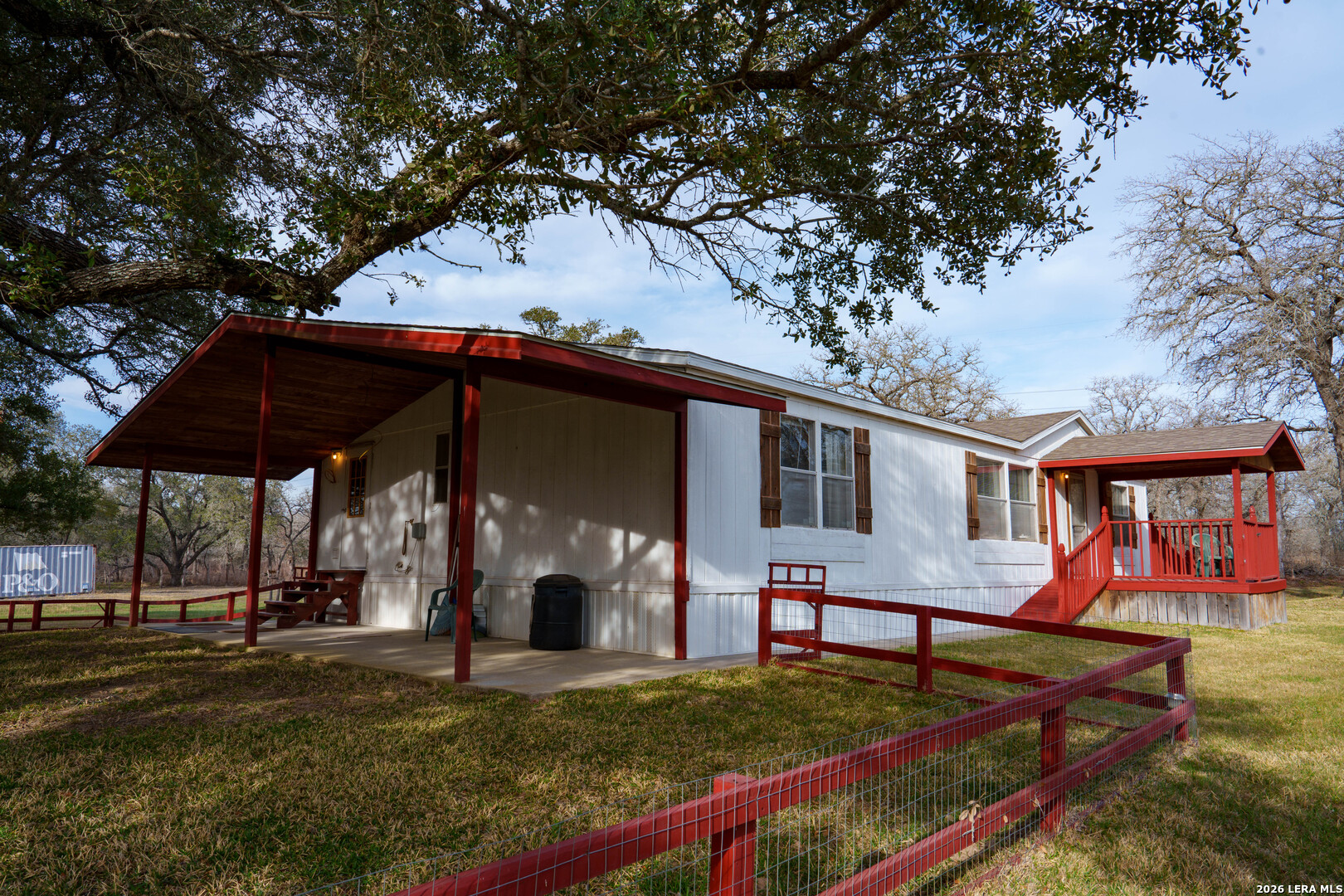 104 Longhorn Stockdale TX 78160