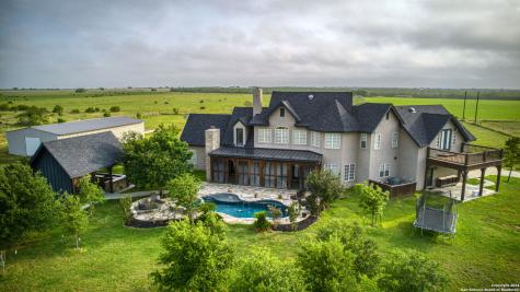 2538 County Road 223 Floresville TX 78114