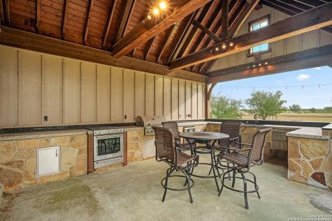 2538 County Road 223 Floresville TX 78114