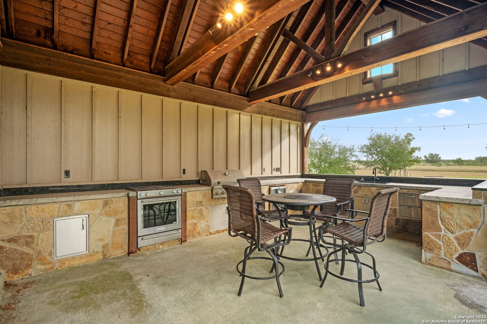 2538 County Road 223 Floresville TX 78114
