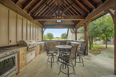 2538 County Road 223 Floresville TX 78114
