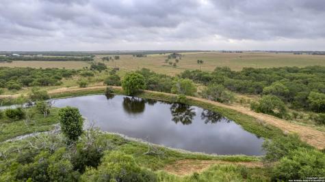 2538 County Road 223 Floresville TX 78114