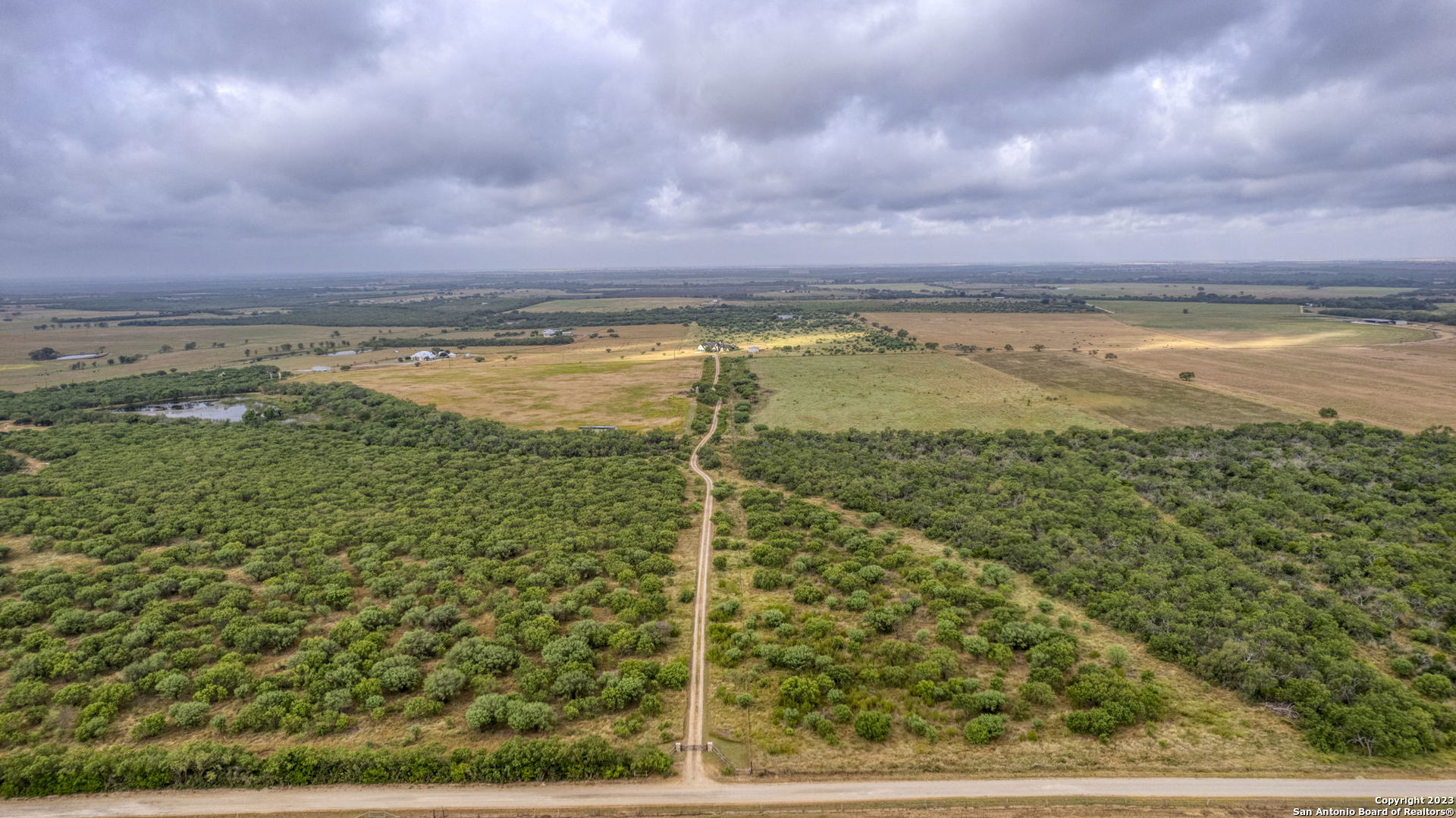 2538 County Road 223 Floresville TX 78114