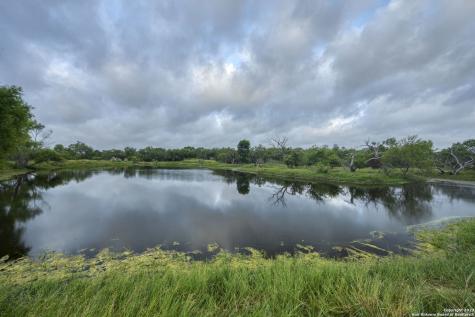 2538 County Road 223 Floresville TX 78114