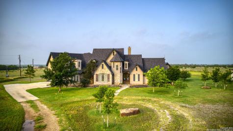 2538 County Road 223 Floresville TX 78114