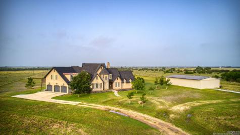 2538 County Road 223 Floresville TX 78114