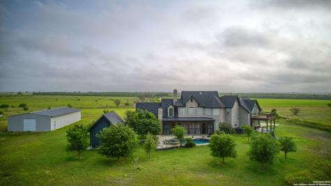 2538 County Road 223 Floresville TX 78114