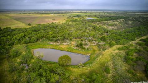 2538 County Road 223 Floresville TX 78114