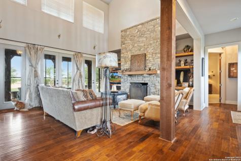 2538 County Road 223 Floresville TX 78114